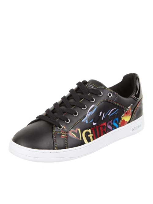 Slip-on checkerboard plimsolls in black veyebw
